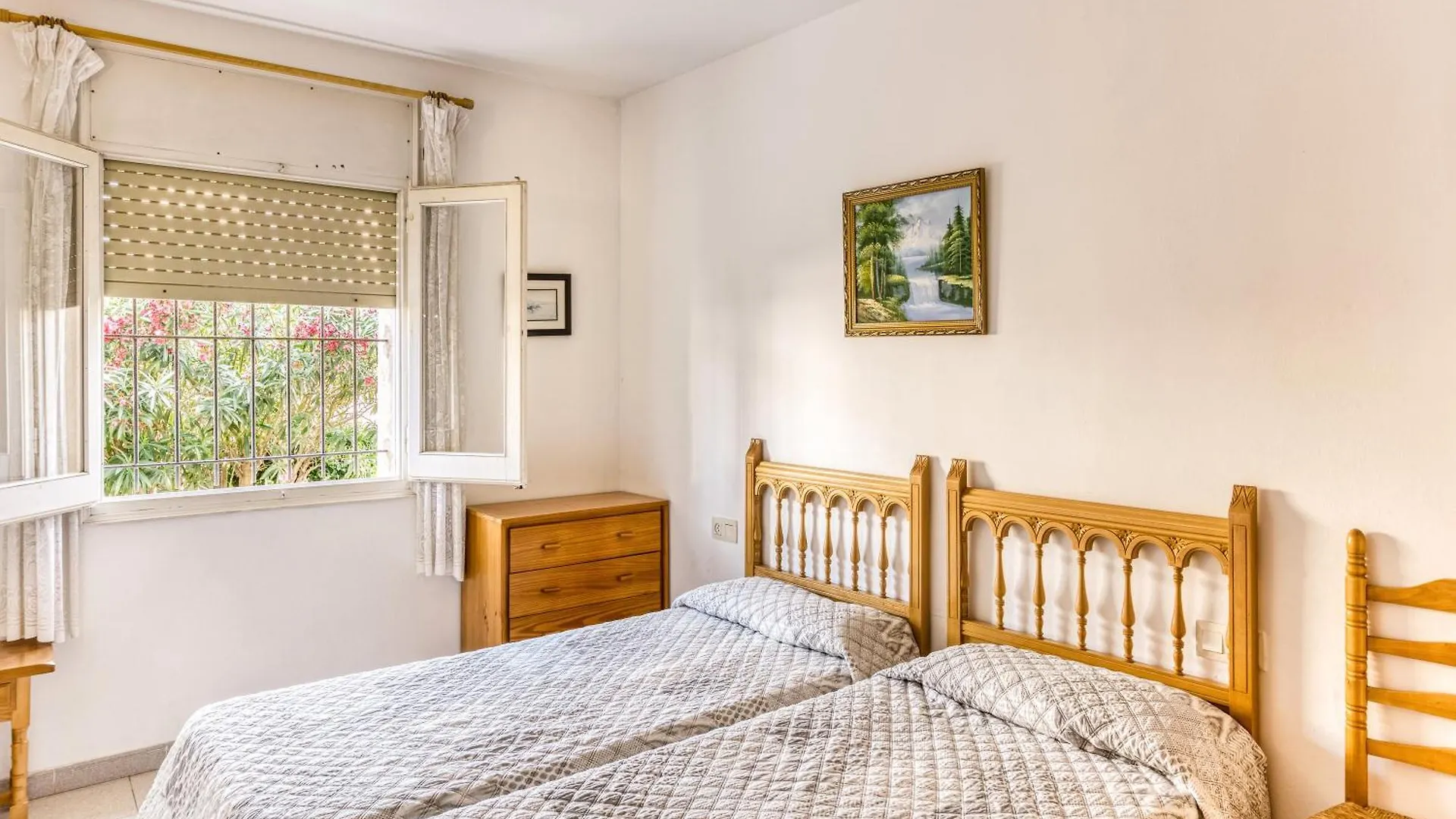Clota Petita - Piscina Comunitaria Apartman L' Escala
